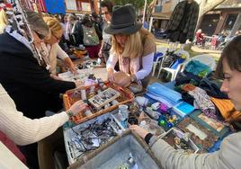 Las maletas solidarias desaparecidas en Manises: del aeropuerto al mercadillo