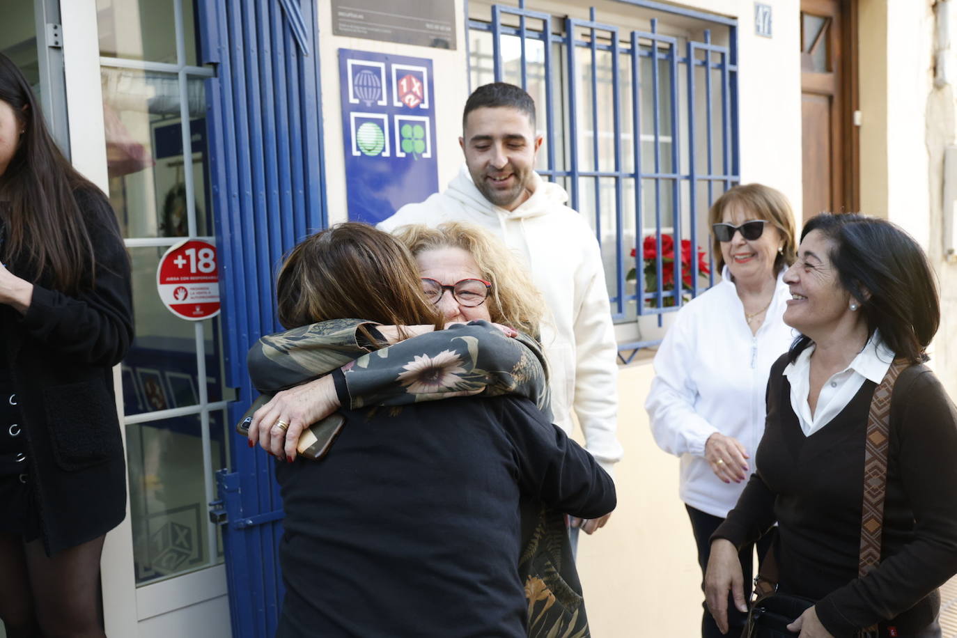 Imágenes del día de la Lotería de Navidad en la Comunitat