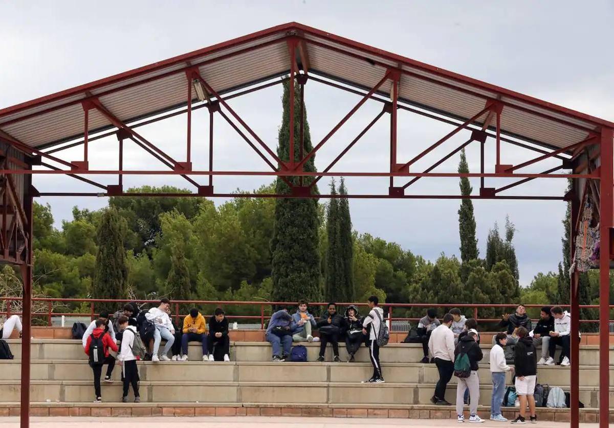 Alumnos de un instituto valenciano.