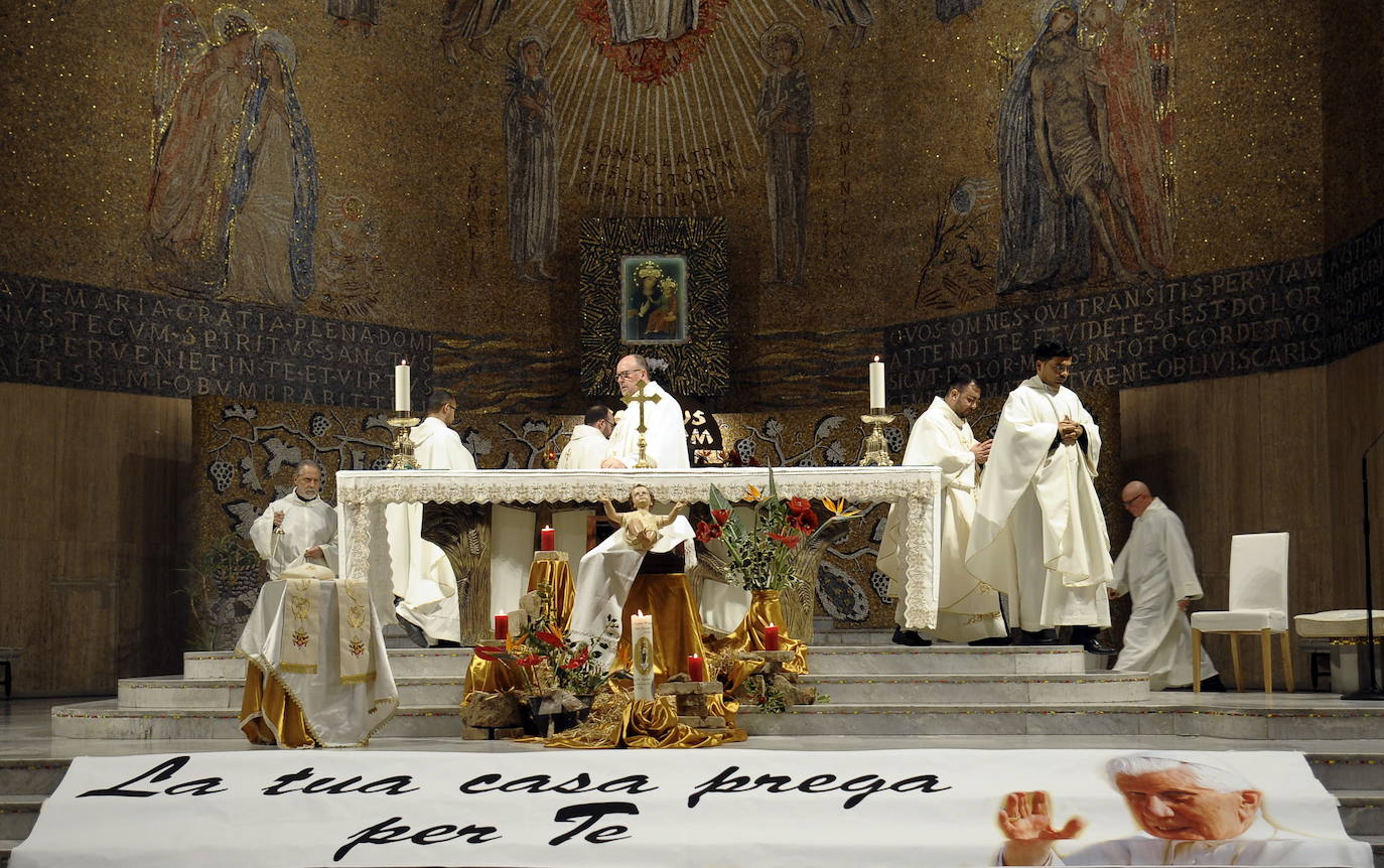 Misa en honor a Benedicto XVI en Roma