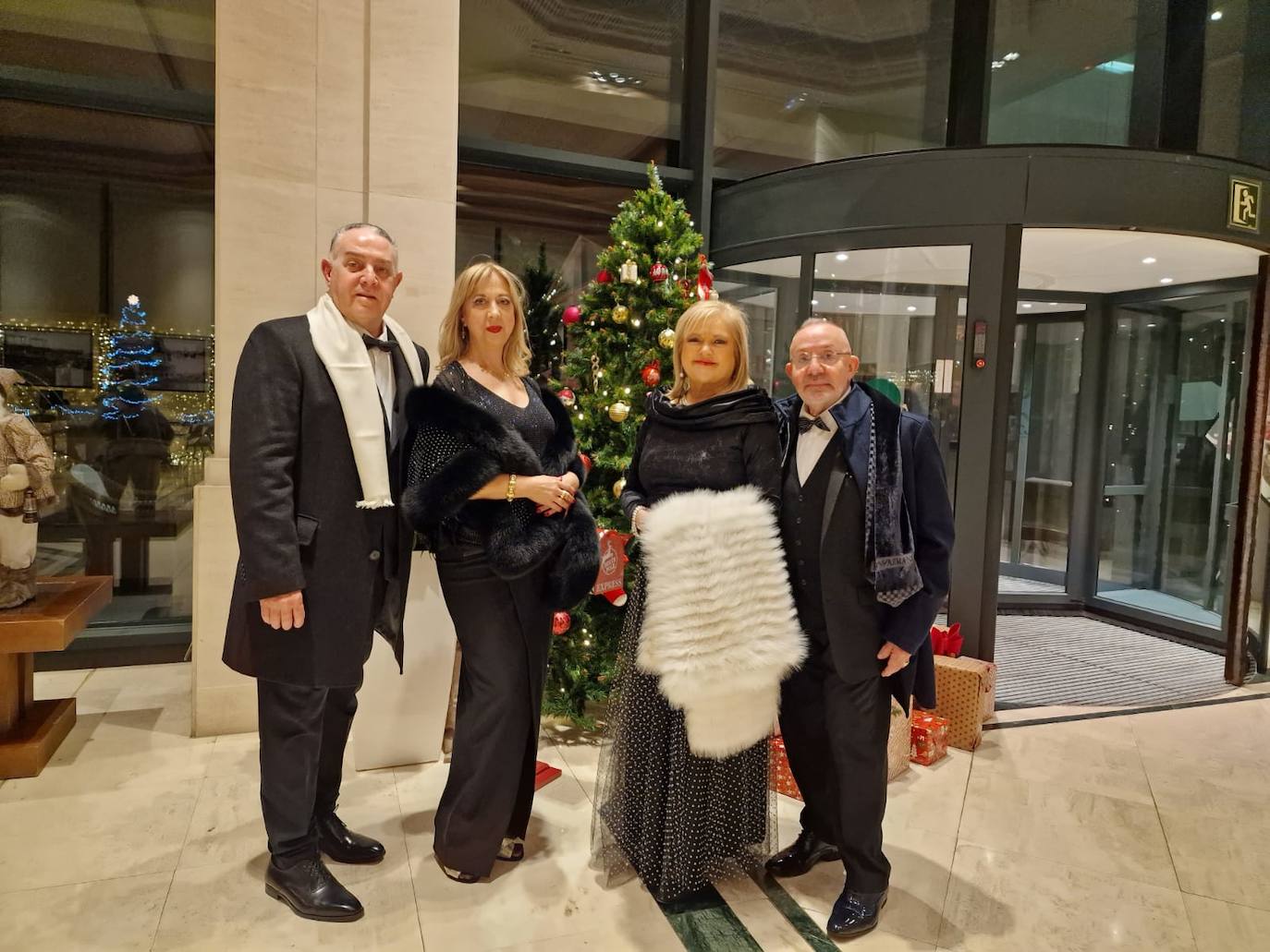 Esteban Rodríguez, Marisa Domingo, Carmen de Rosa y Amado Ortells en Las Arenas.