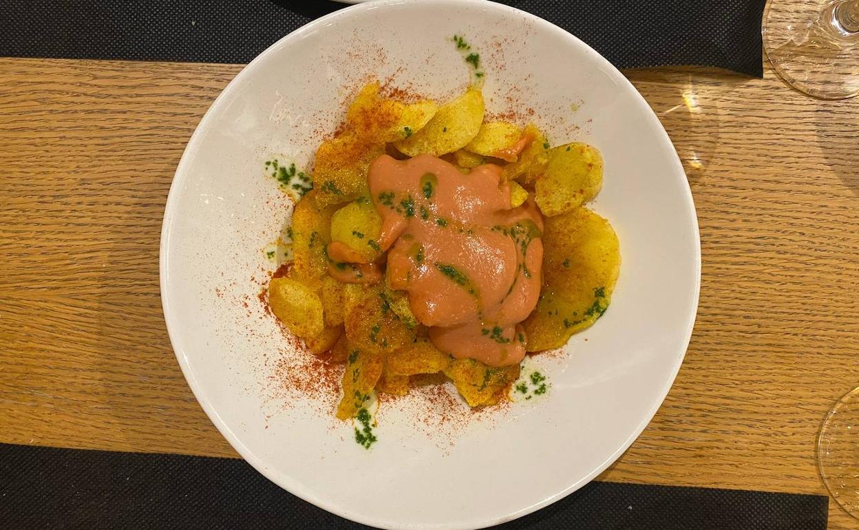 Patatas bravas de Villa Fusió.