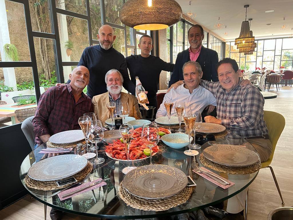 Edgar Slama, Gabriel Martínez, Vicente García, Luis Francisco Esplá, Toni Marí, Nicolás Merlé y Vicente Miralles en el restaurante La Bámbula en Xàbia.