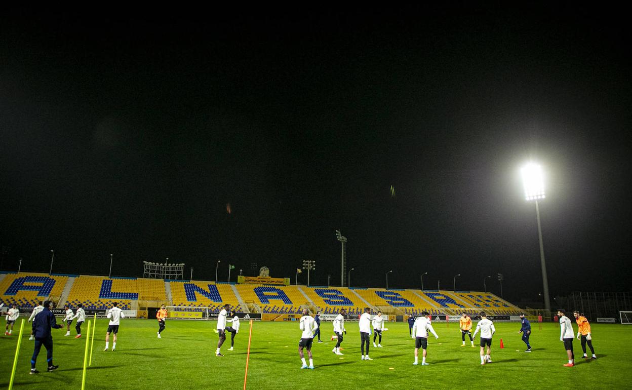 El Valencia, en el entrenamiento de ayer. 