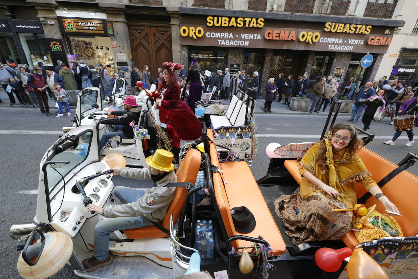 Fotos: Así ha sido la cabalgata de las Magas de Enero