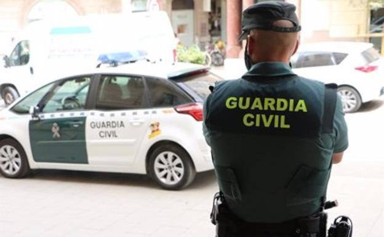 Un agente de la Guardia Civil. 