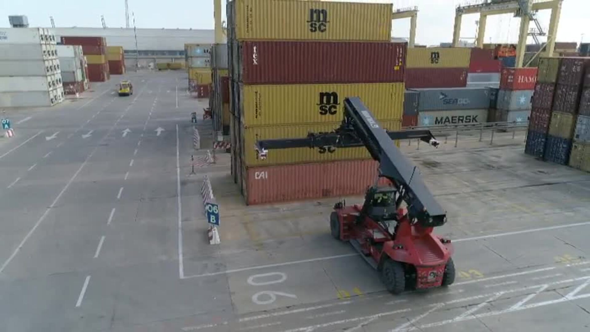 El puerto de Valencia hace el primer llenado de su hidrogenera