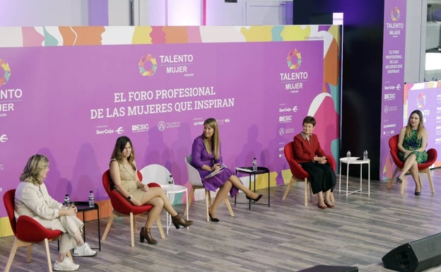 El foro de mujeres profesionales se celebra este miércoles en La Rotativa, el espacio de eventos situado en las instalaciones de la antigua planta de impresión del periódico.