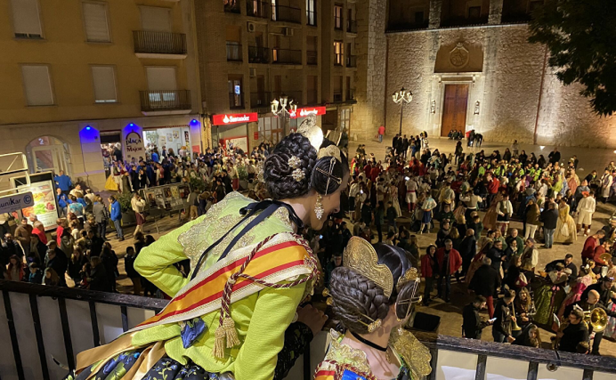 Crida en el Ayuntamiento de Carcaixent. 