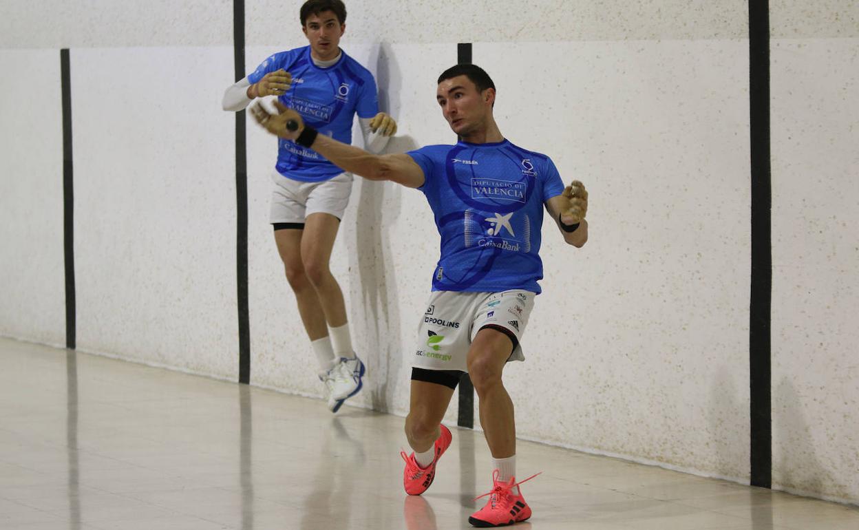 Iván, durante la partida de este lunes en Xeraco. 