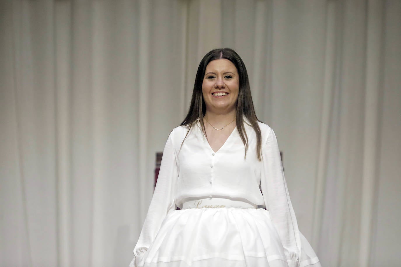 Fotos: Las falleras mayores de Valencia ensayan la exaltación