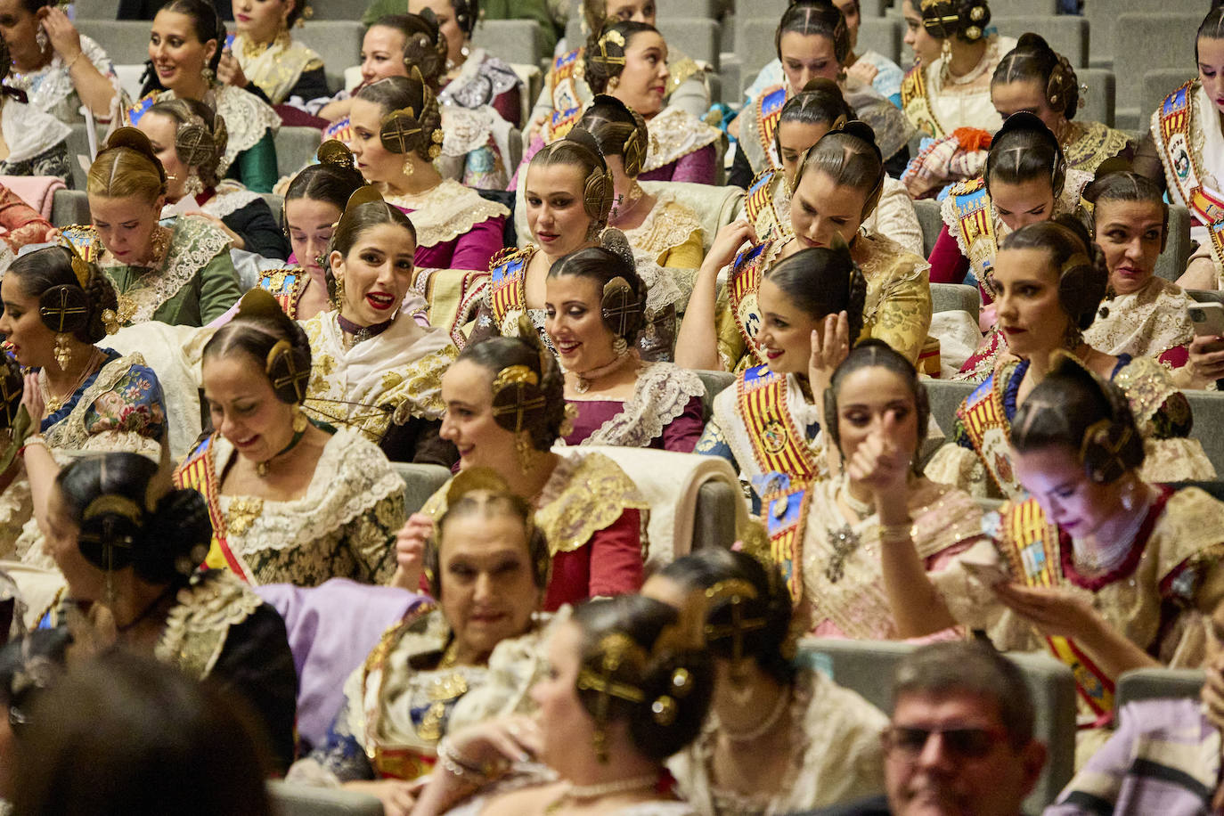 Fotos: La exaltación de la Fallera Mayor de Valencia, Laura Mengó, en imágenes