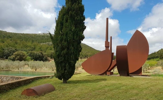 El museo de Miquel Navarro en Siete Aguas. 