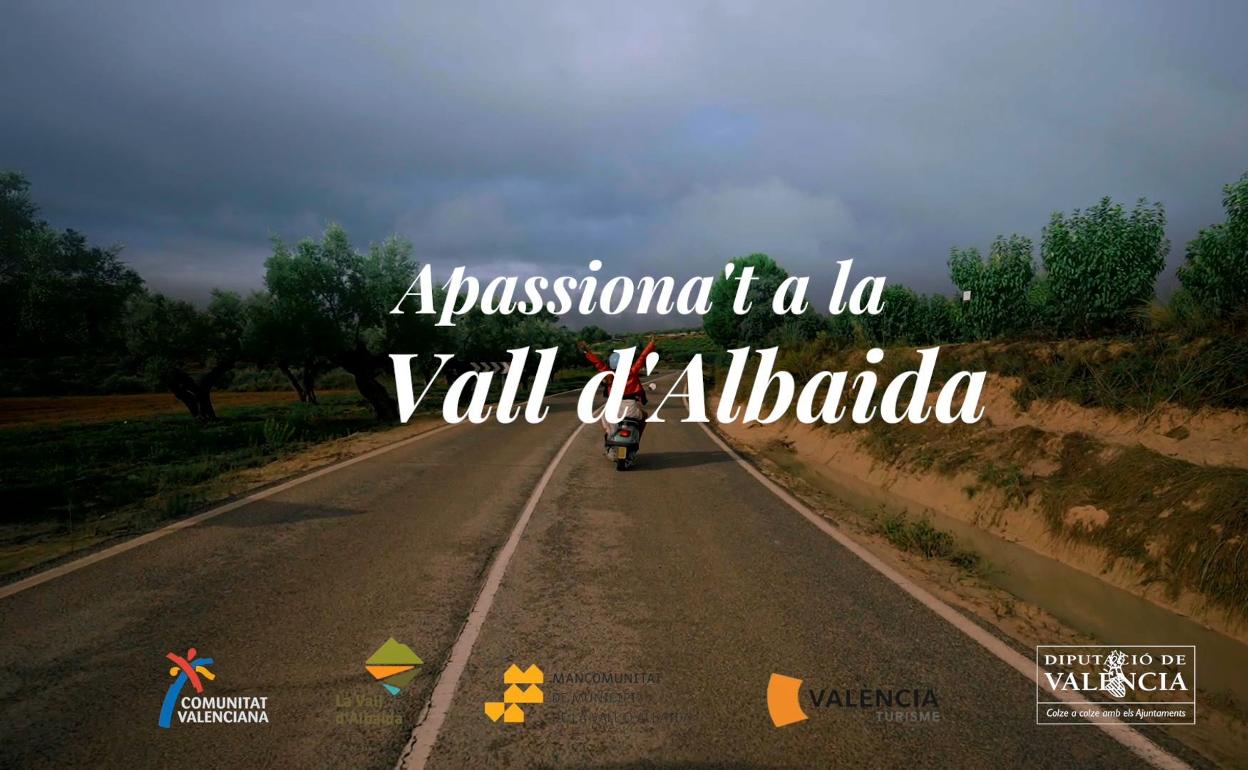 Cartel de la campaña de agenda de eventos en el destino Vall d'Albaida. 