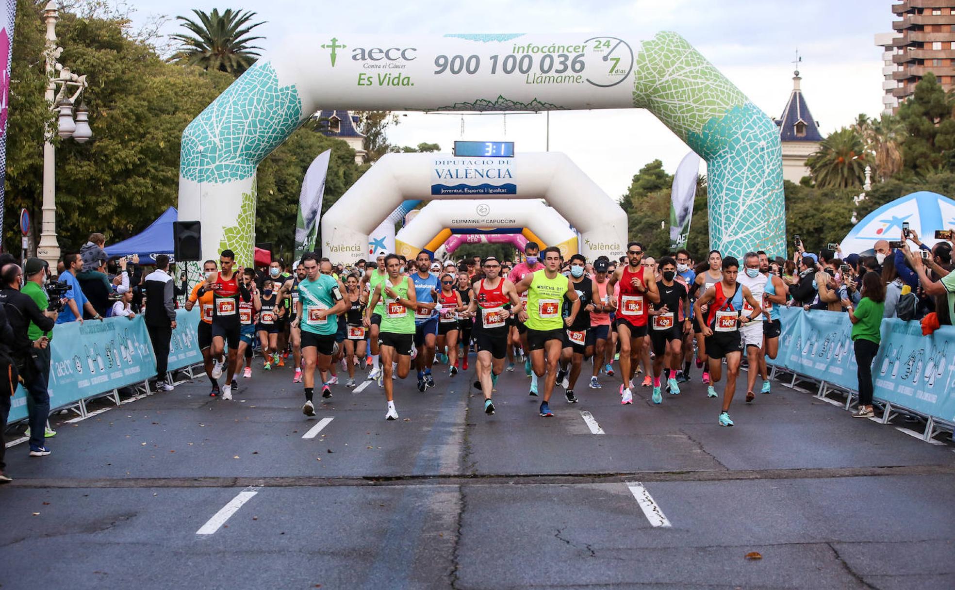 Participantes en el circuito Runcáncer de la provincia de Valencia. 