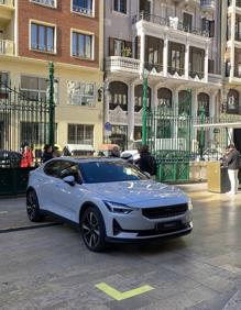 Imagen secundaria 2 - Prueba en Valencia gratis el coche eléctrico (Polestar 2) que aúna tecnología, precisión y dinamismo