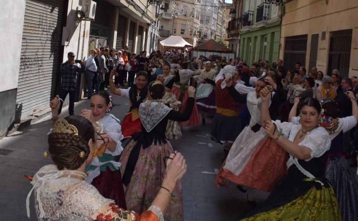 Dansà en la demarcación de la falla Doctor Serrano-Carlos Cervera-Clero. 