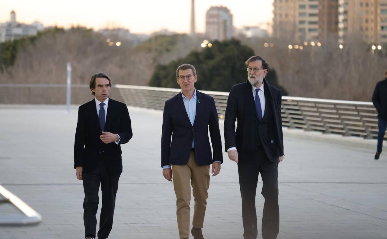 Aznar, Rajoy y Feijoo en Valencia | DIRECTO | Feijóo une a Aznar y Rajoy en Valencia