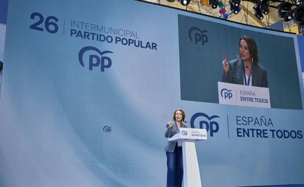 La secretaria general del PP, Cuca Gamarra, hoy en Valencia. 