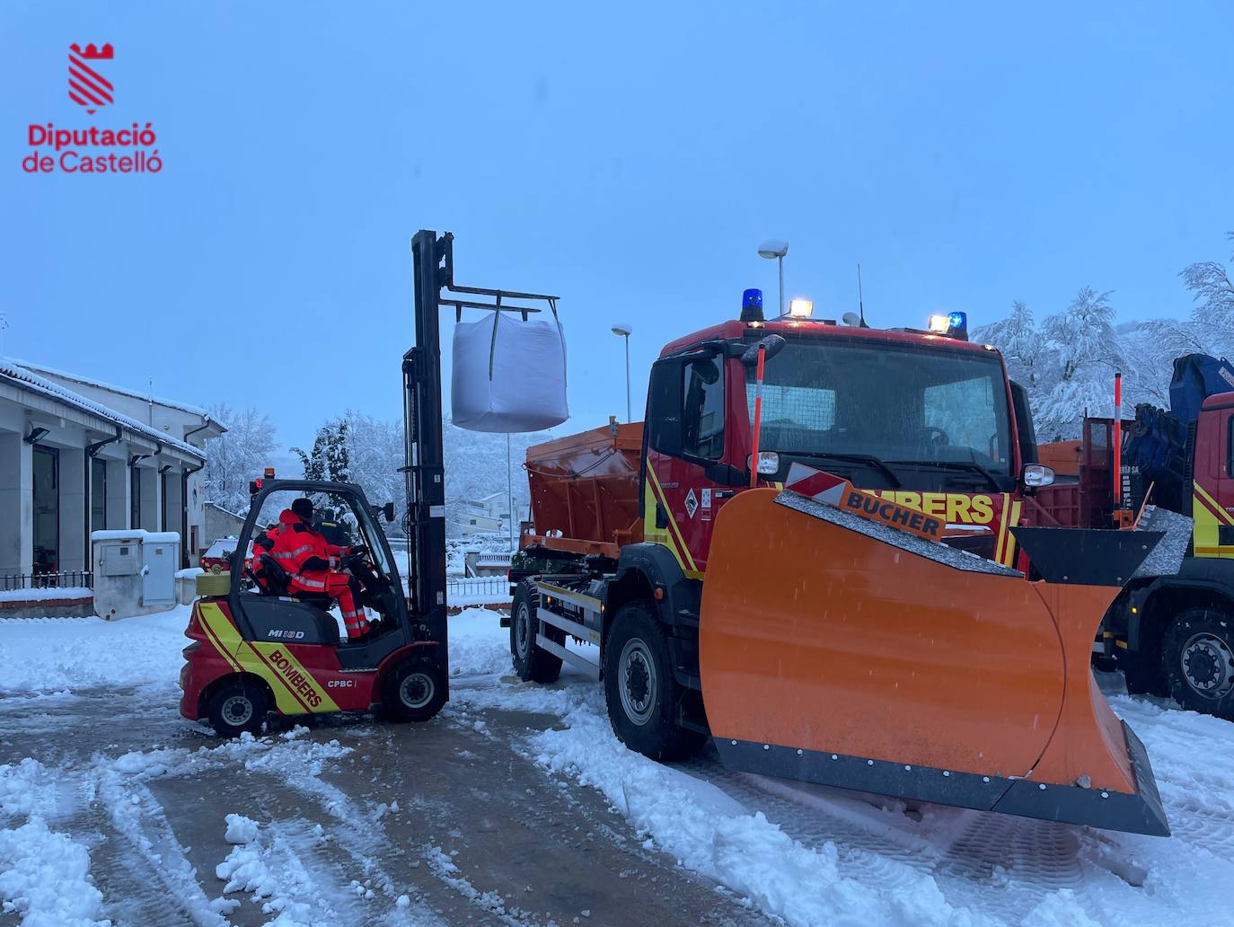 Nieve en Castellón: limpieza de carreteras