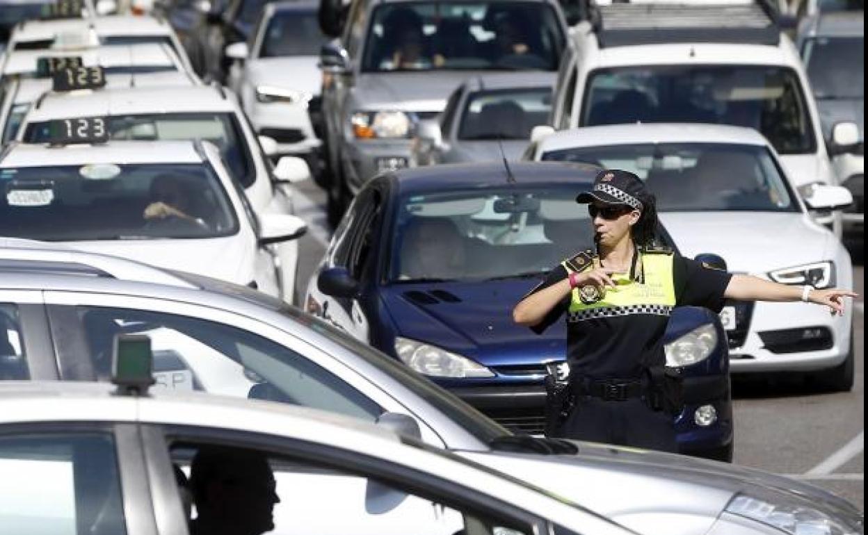 Tráfico en Valencia. 