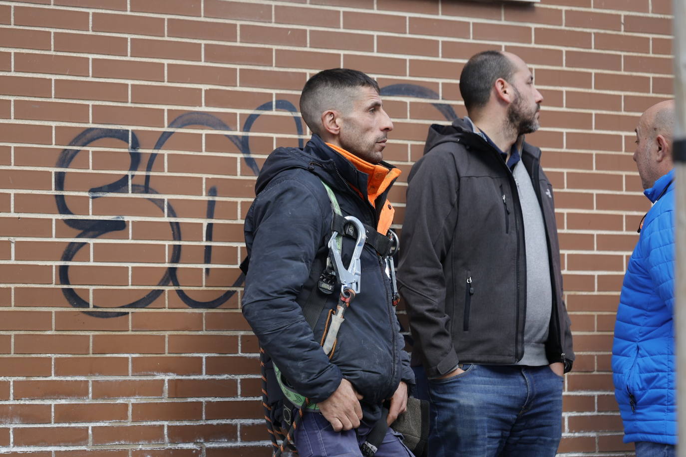 Fotos: Un trabajador muere al caer desde la séptima planta de un edificio en construcción en Valencia