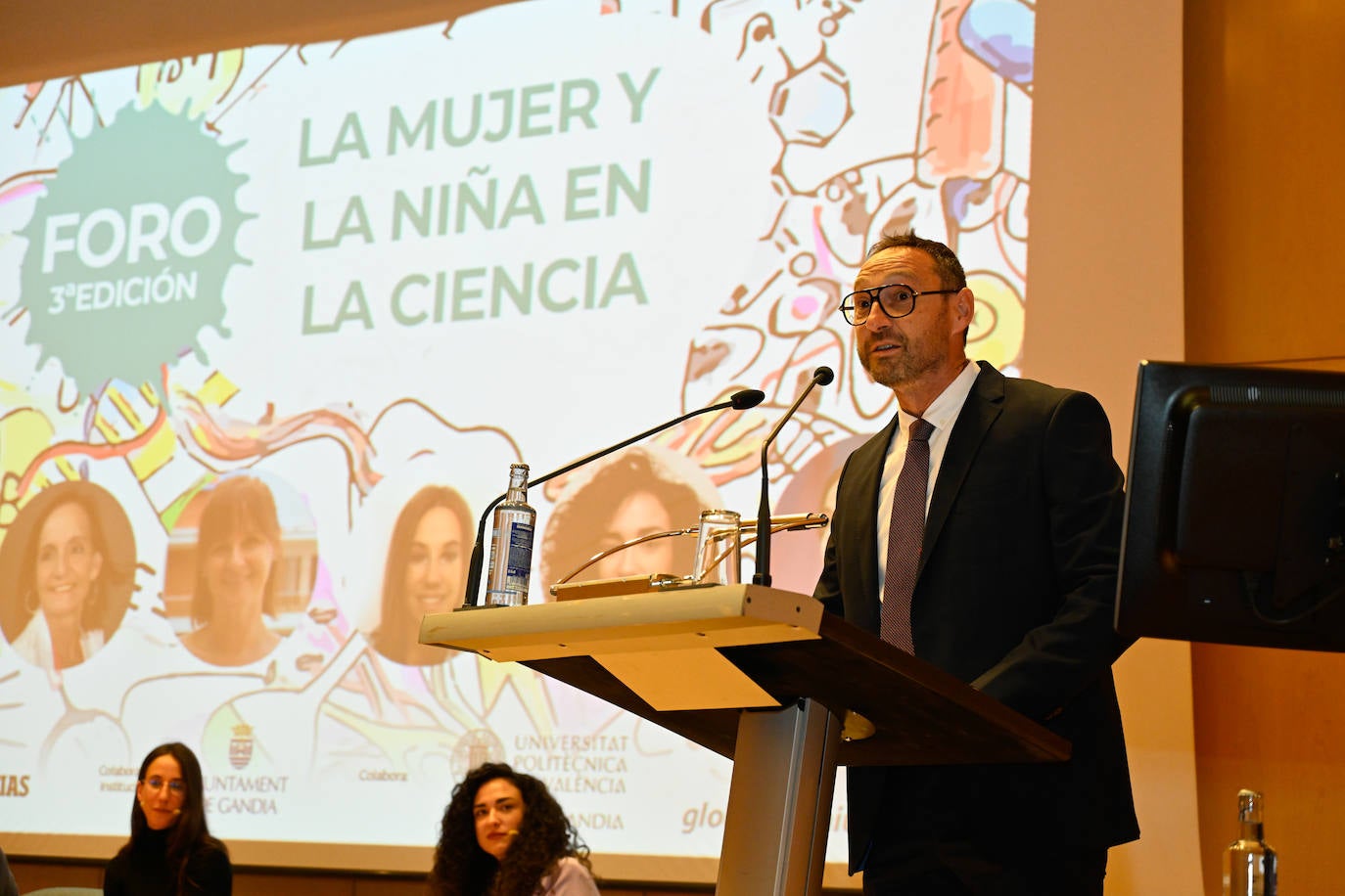 Foro de la Mujer y la Niña en la Ciencia en Valencia