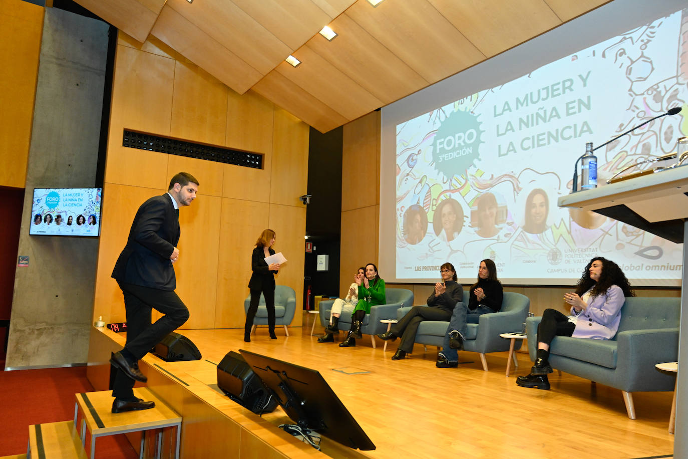 Foro de la Mujer y la Niña en la Ciencia en Valencia