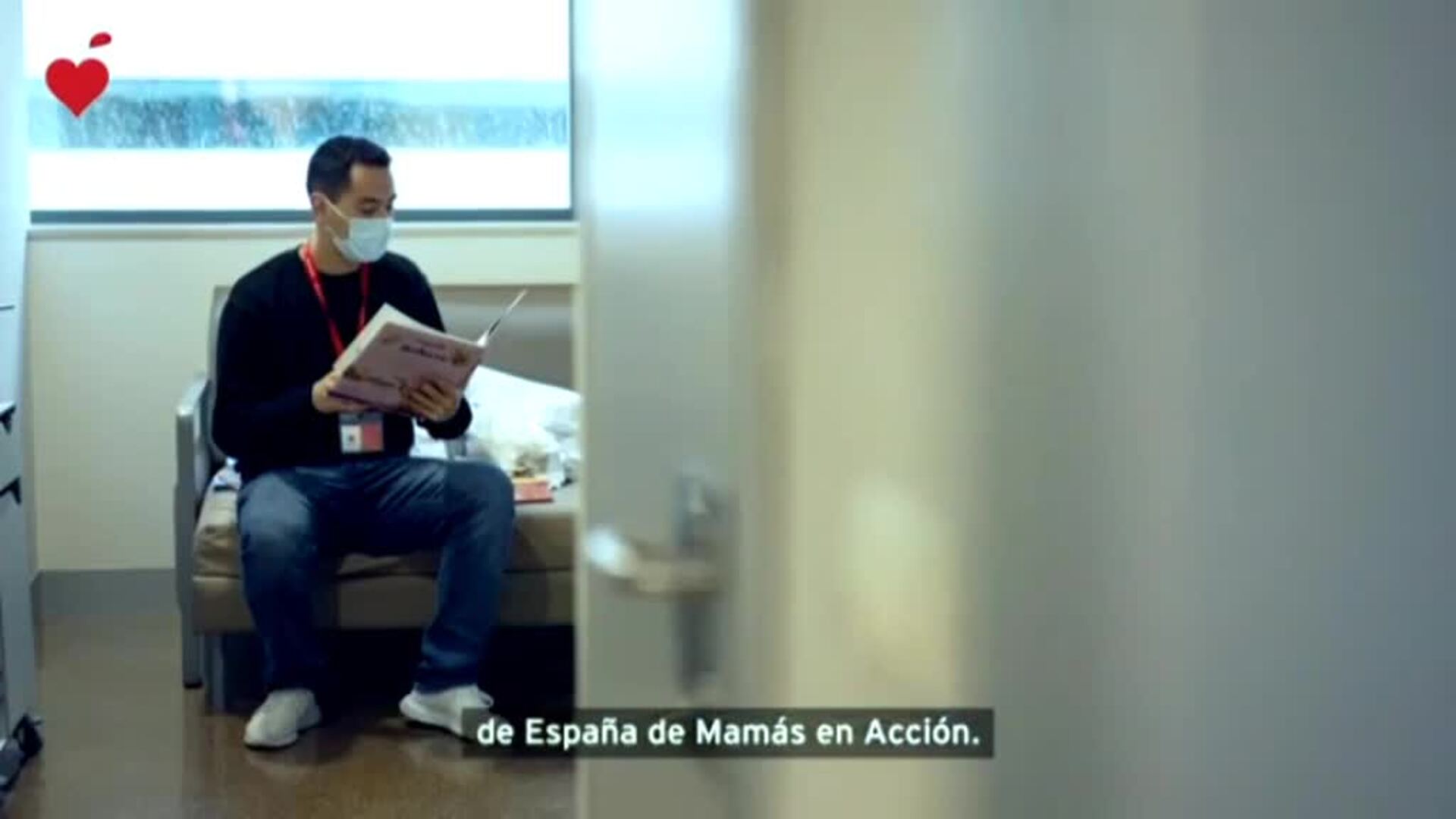 Mamás en Acción acompaña a más de 600 niños hospitalizados solos desde hace 10 años