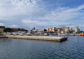 Vista de parte de la zona portuaria de Dénia.