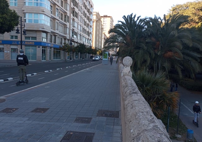 El lugar donde la Policía encontró los dos patinetes eléctricos.