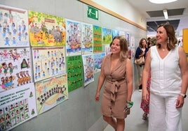 Visita de la alcaldesa de Valencia, María José Catalá, a un centro escolar de Valencia.