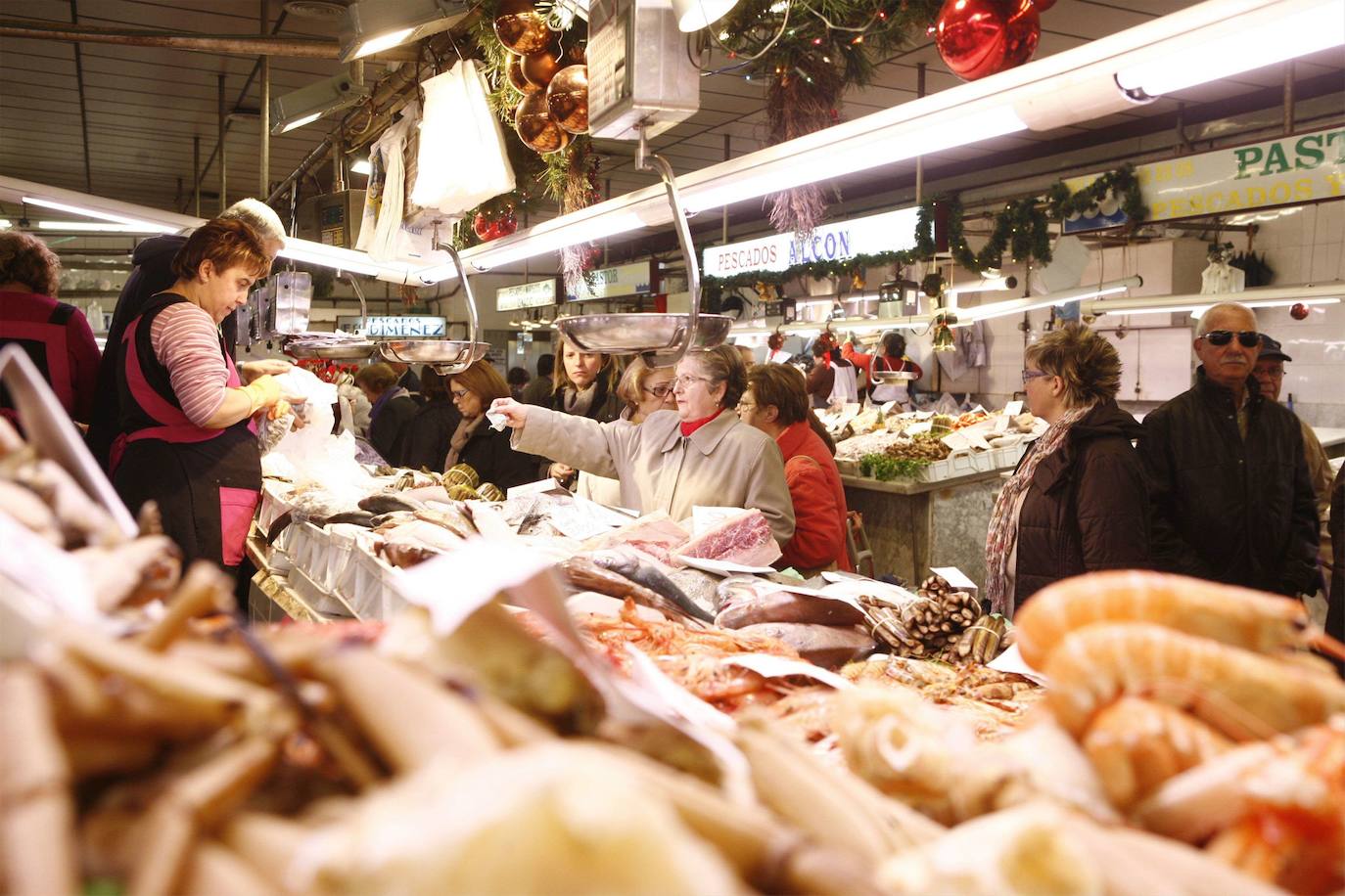 Castellón garantiza el servicio del parking de Santa Clara mientras duren las obras del Mercado Central