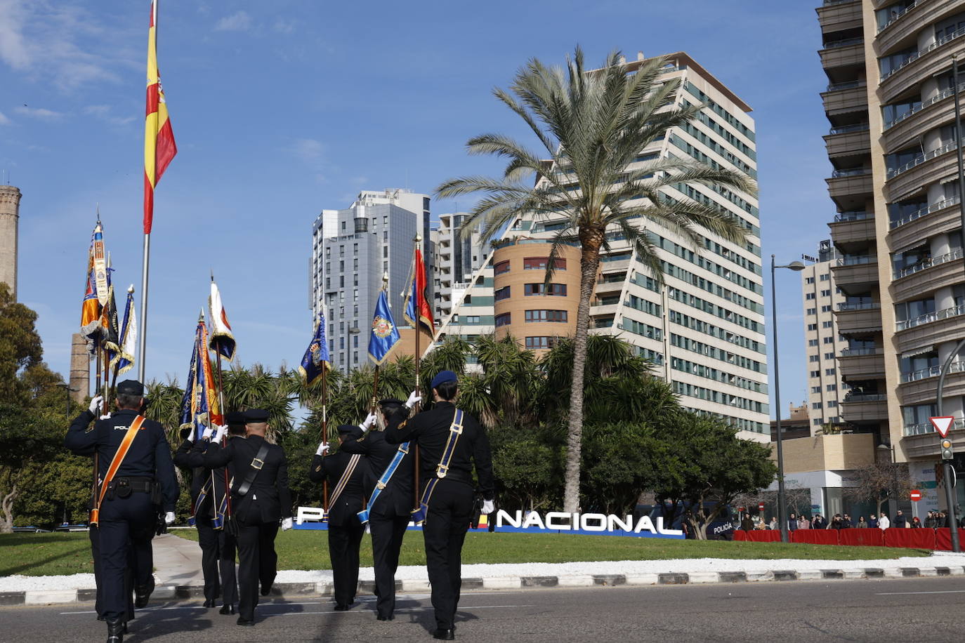 Todas las imágenes de la celebración del bicentenario de la Policía Nacional en Valencia