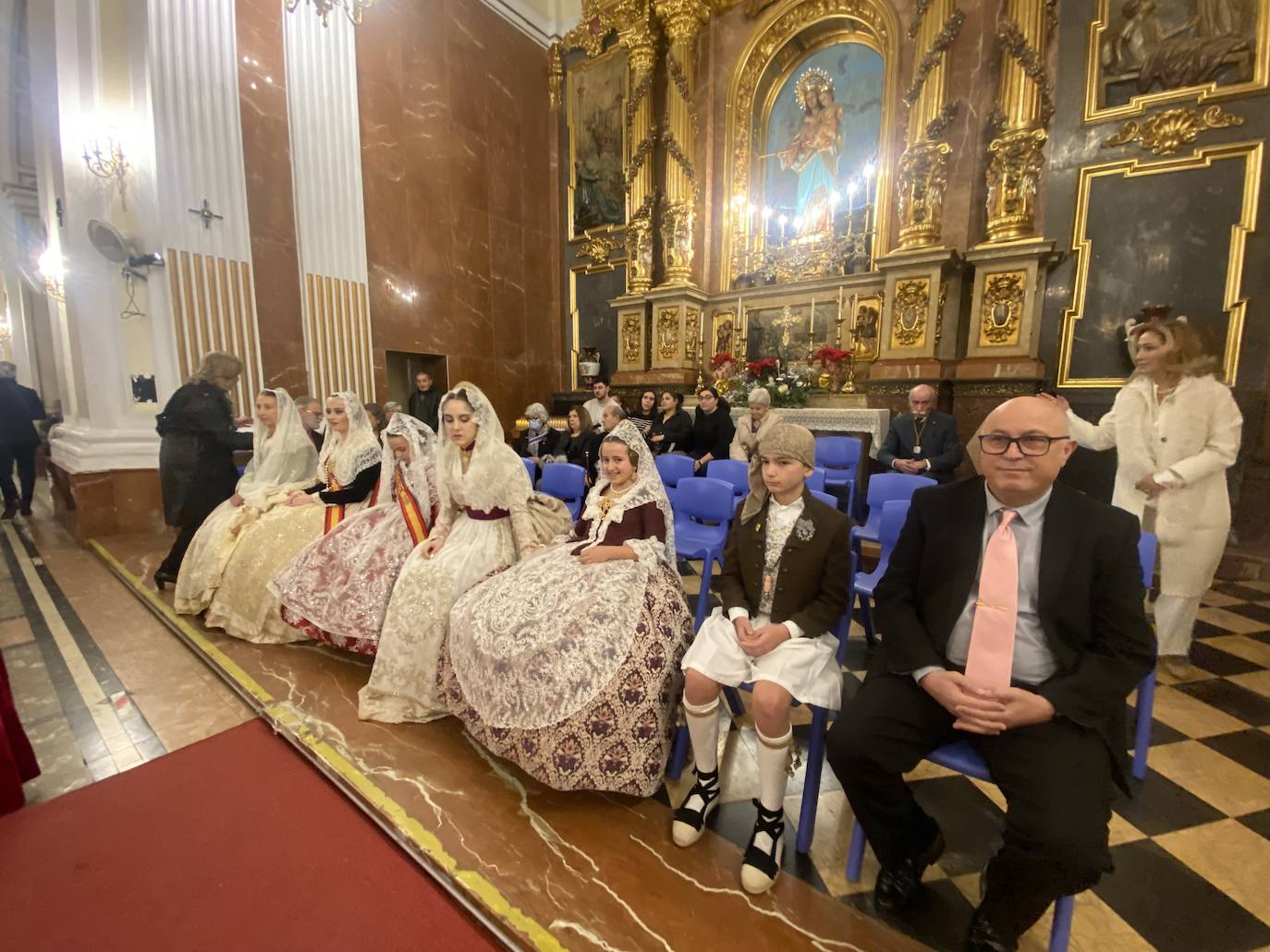 Los valencianos se vuelcan en la celebración de San Antón 2024