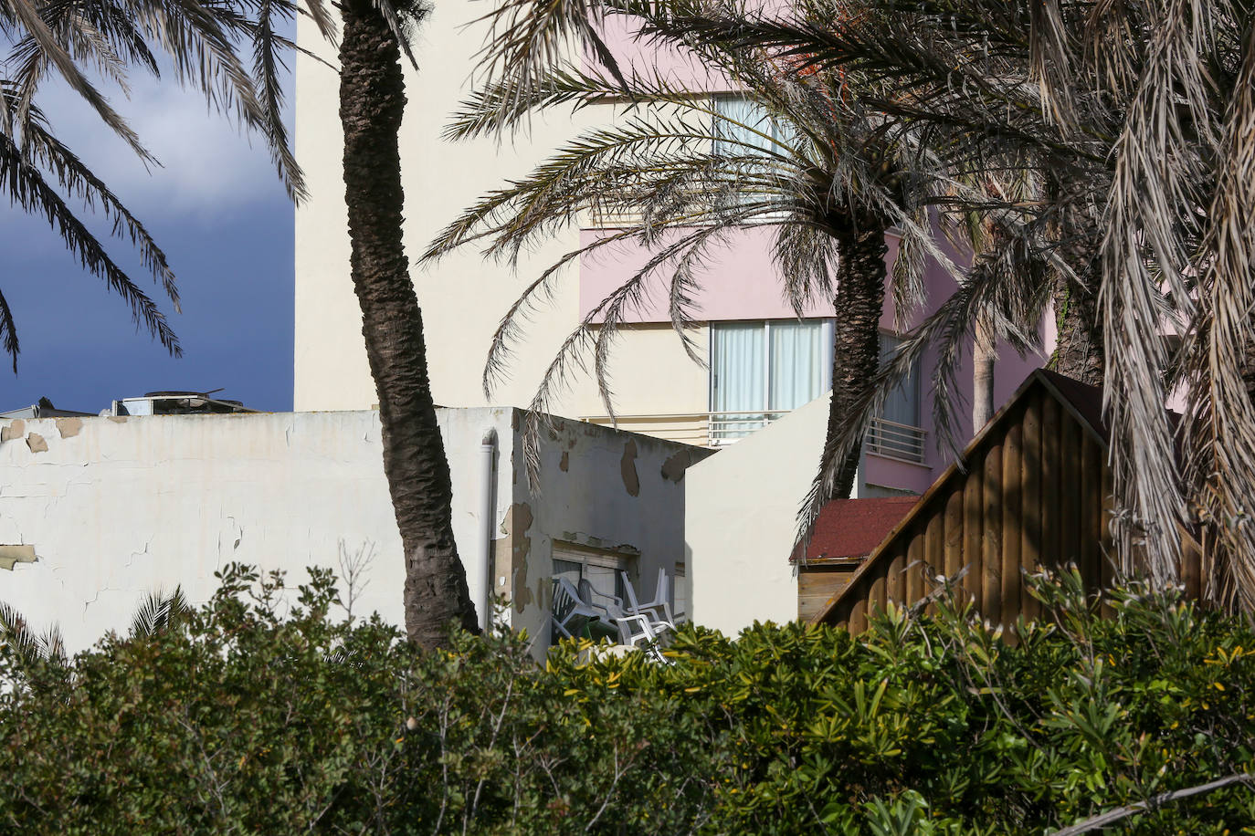 El hotel Sidi Saler, atrapado en el tiempo