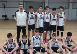 Equipo cadete del Club Baloncesto Anna.