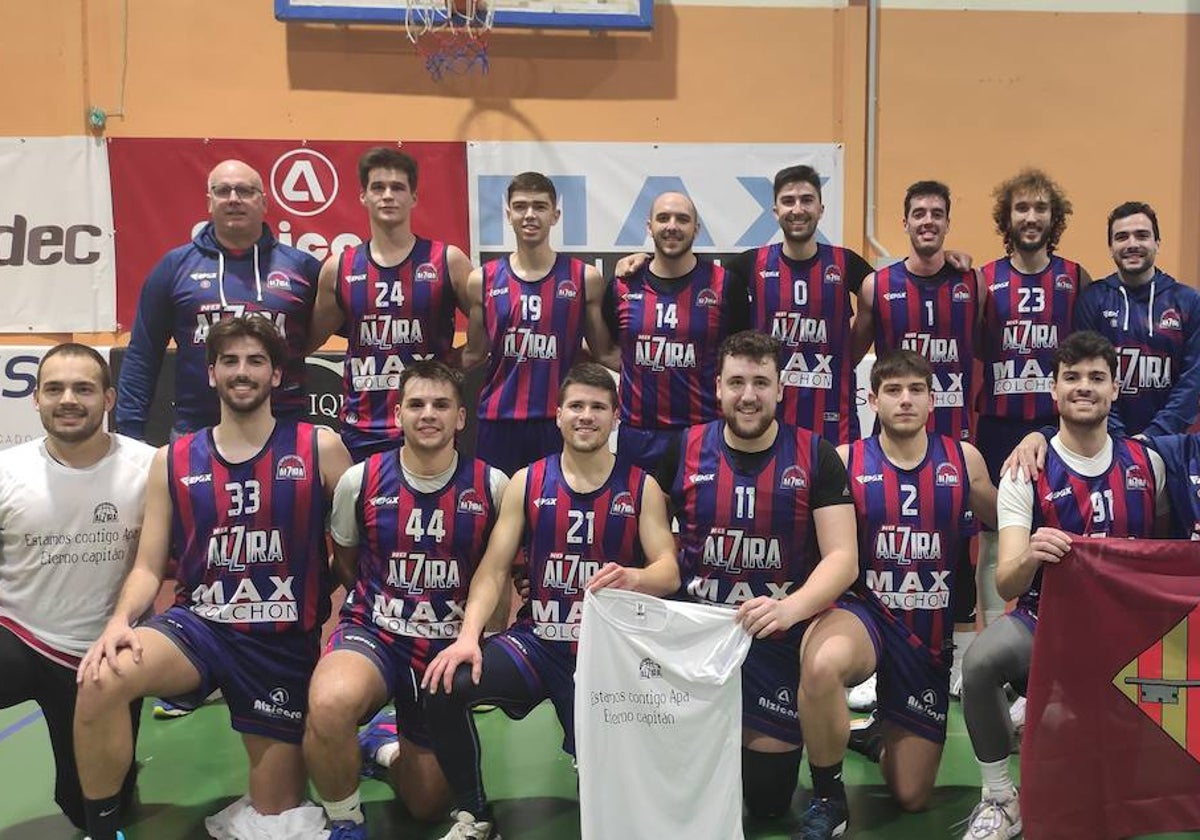 Equipo del Maxcolchón Nou Bàsquet Alzira.