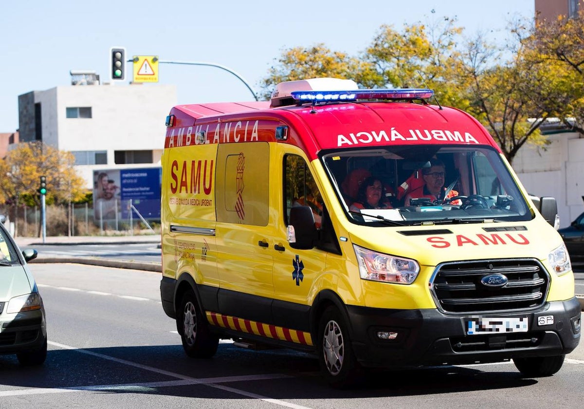 Imagen de archivo de una ambulancia del SAMU.