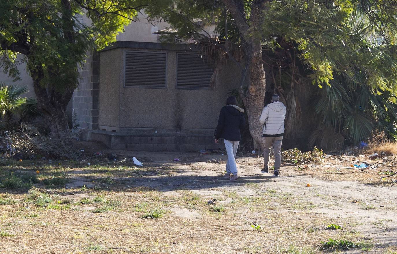 La cara y la cruz del barrio de la Malvarrosa en Valencia