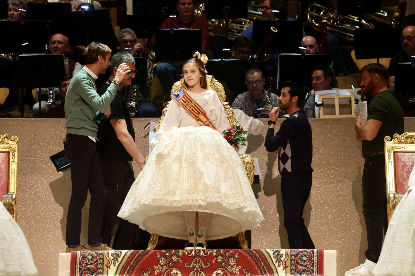 Ensayo de la exaltación de las falleras mayores de Valencia