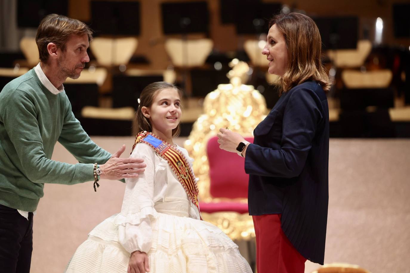 Ensayo de la exaltación de las falleras mayores de Valencia