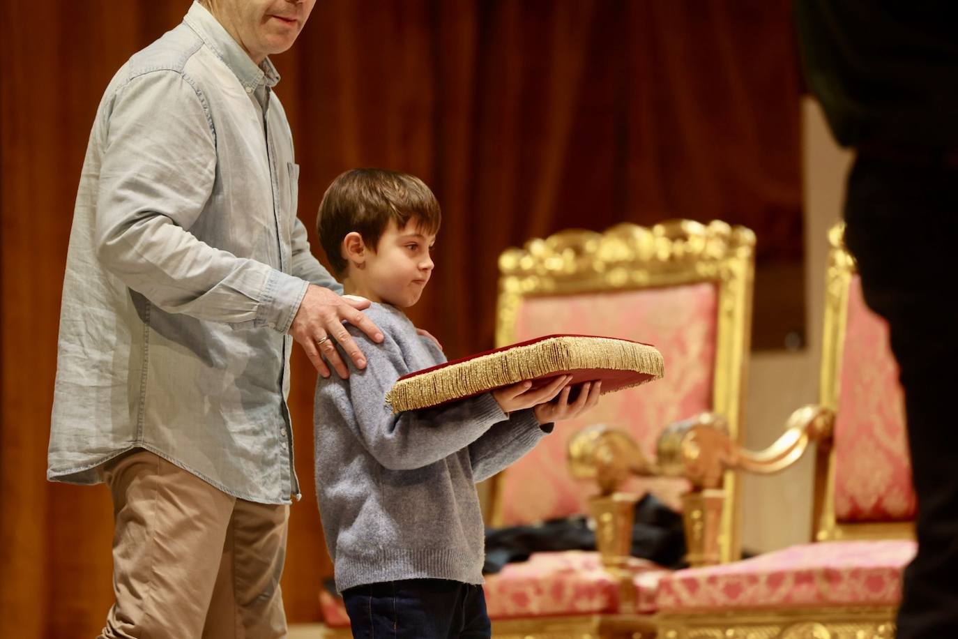 Ensayo de la exaltación de las falleras mayores de Valencia