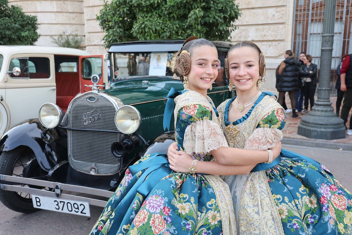 La exaltación de Marina García, fallera mayor infantil de Valencia 2024, en imágenes