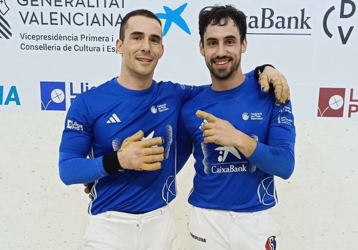 Nacho y Giner, sonrientes tras ganar la partida de ayer.