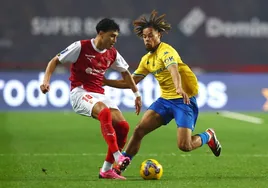 Vitor Carvalho y Koba, en la final del sábado de la Copa de la Liga de Portugal.