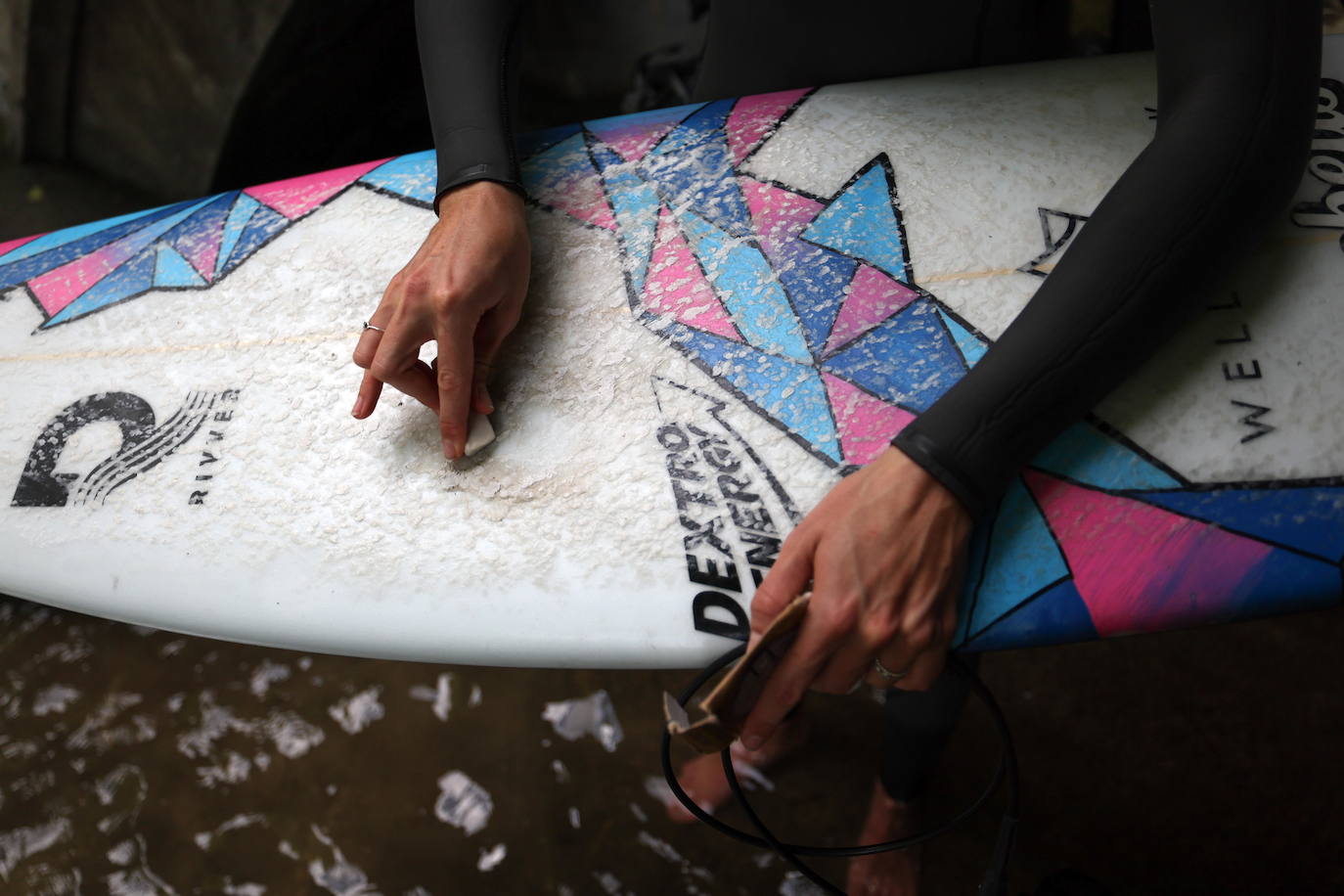 La experiencia única de surfear en pleno centro de Múnich