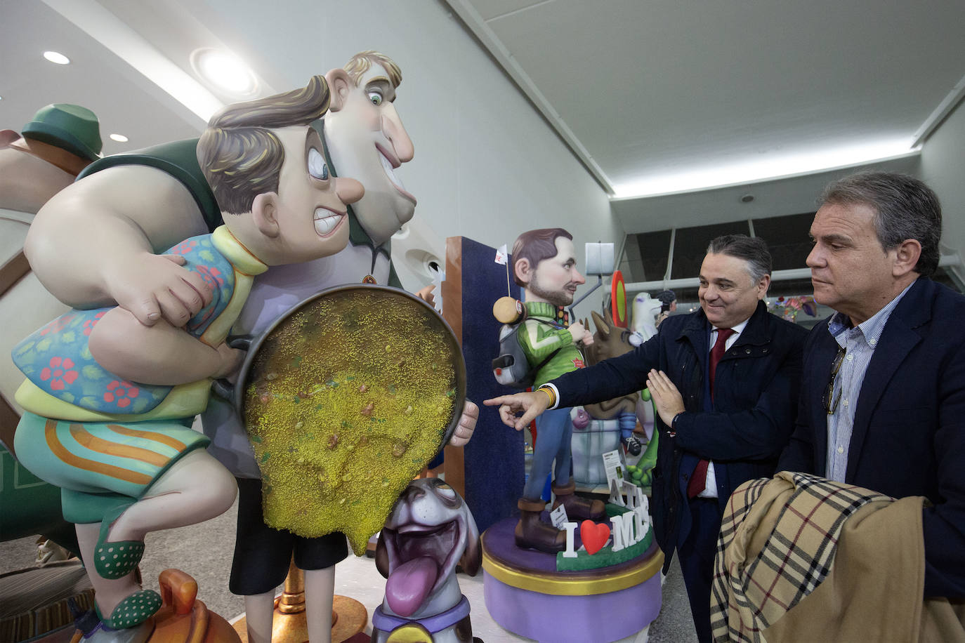 Todas las imágenes de la inauguración de la Exposición del Ninot 2024