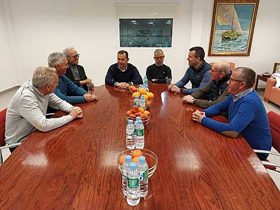 Reunión celebrada en Albenfruit en Algemesí.