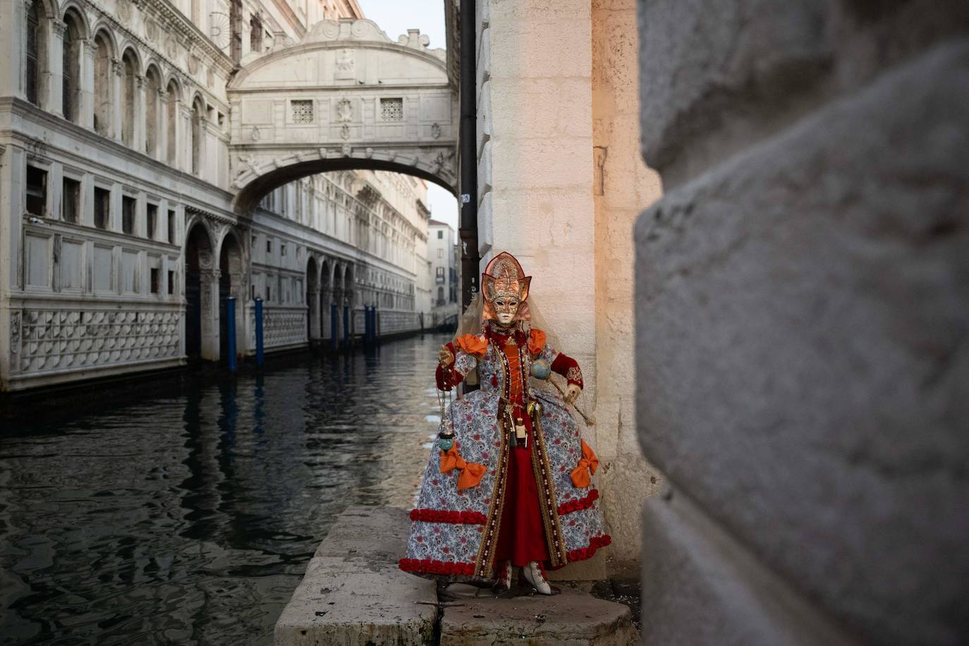 Noche de máscaras en Venecia